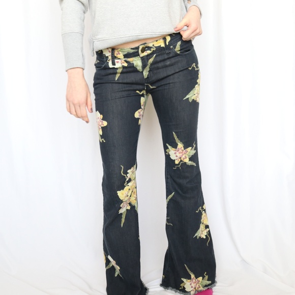 Free People Denim - Free People floral flare jeans -C4